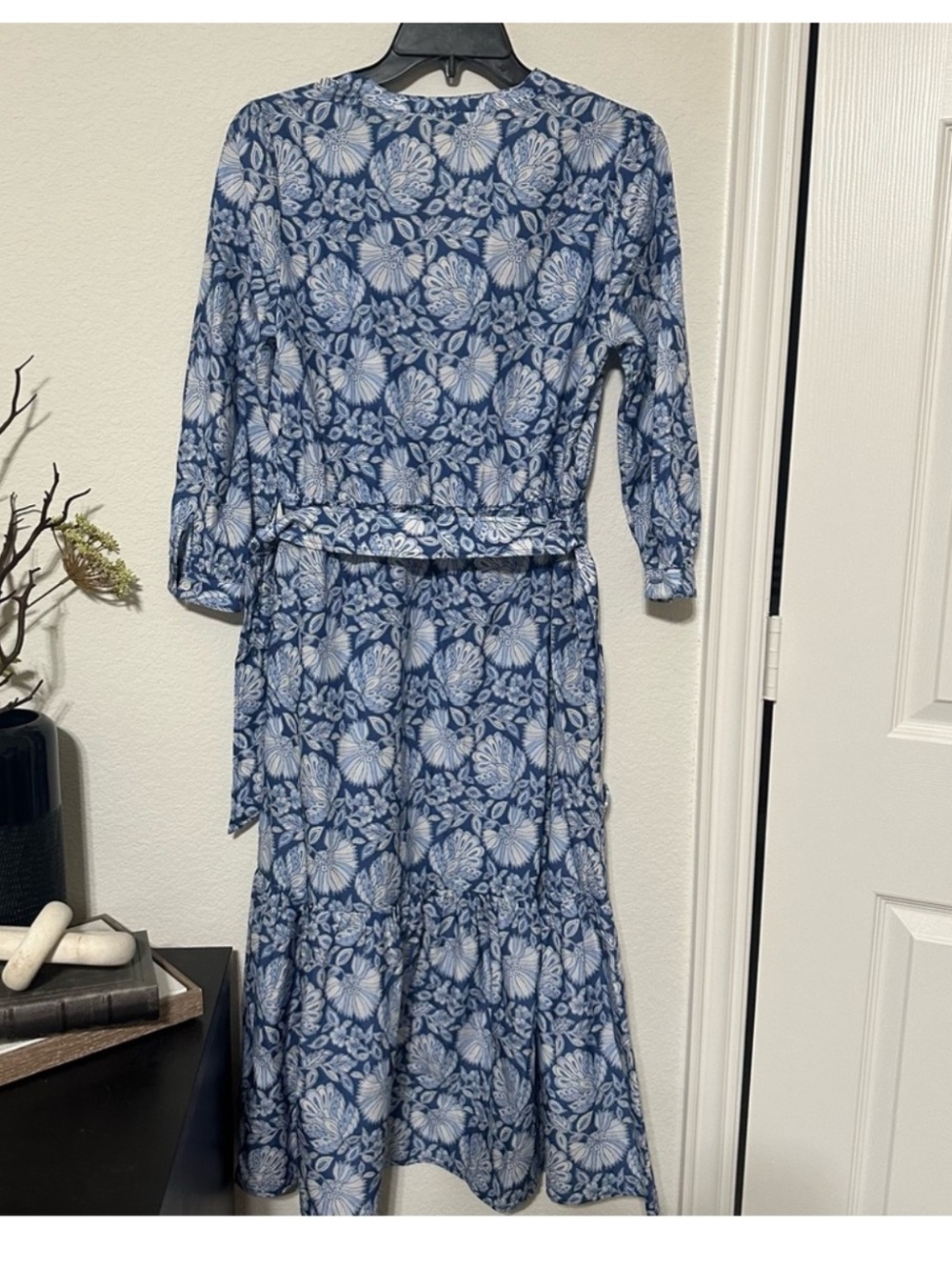 NWT J.McLaughlin Silk Cotton Floral Round Split V-Neck 3/4 Bishop Sleeve Dress - Picture 11 of 12